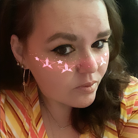 Meet your Posher, Rae - Picture 14 of 16